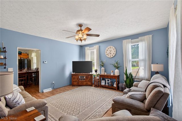 936 32nd Street NW, Massillon, OH 44647