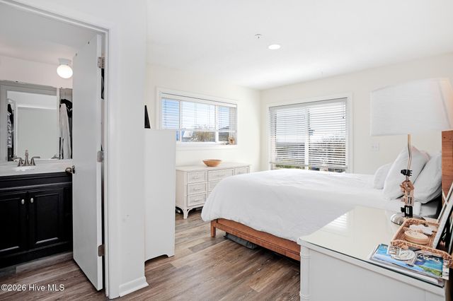 211 Seacrest Drive Unit D, Wrightsville Beach, NC 28480