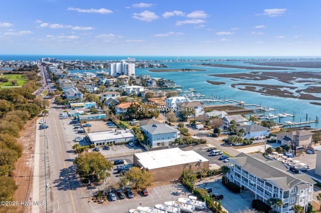 211 Seacrest Drive Unit D, Wrightsville Beach, NC 28480