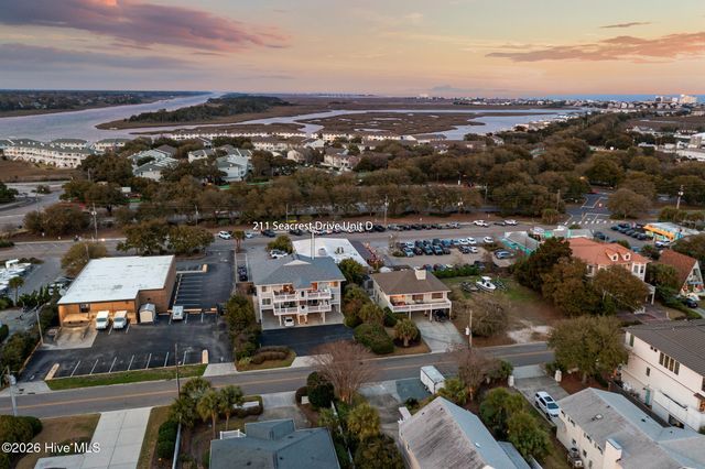 211 Seacrest Drive Unit D, Wrightsville Beach, NC 28480