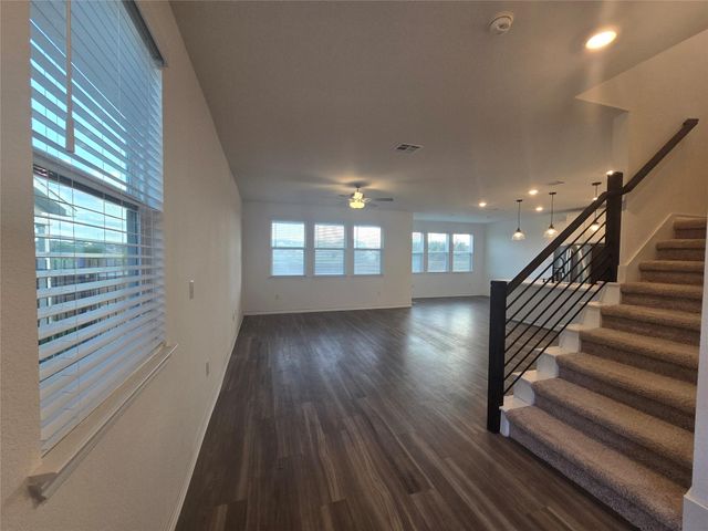 2913 Saint Regis DR, Pflugerville, TX 78660