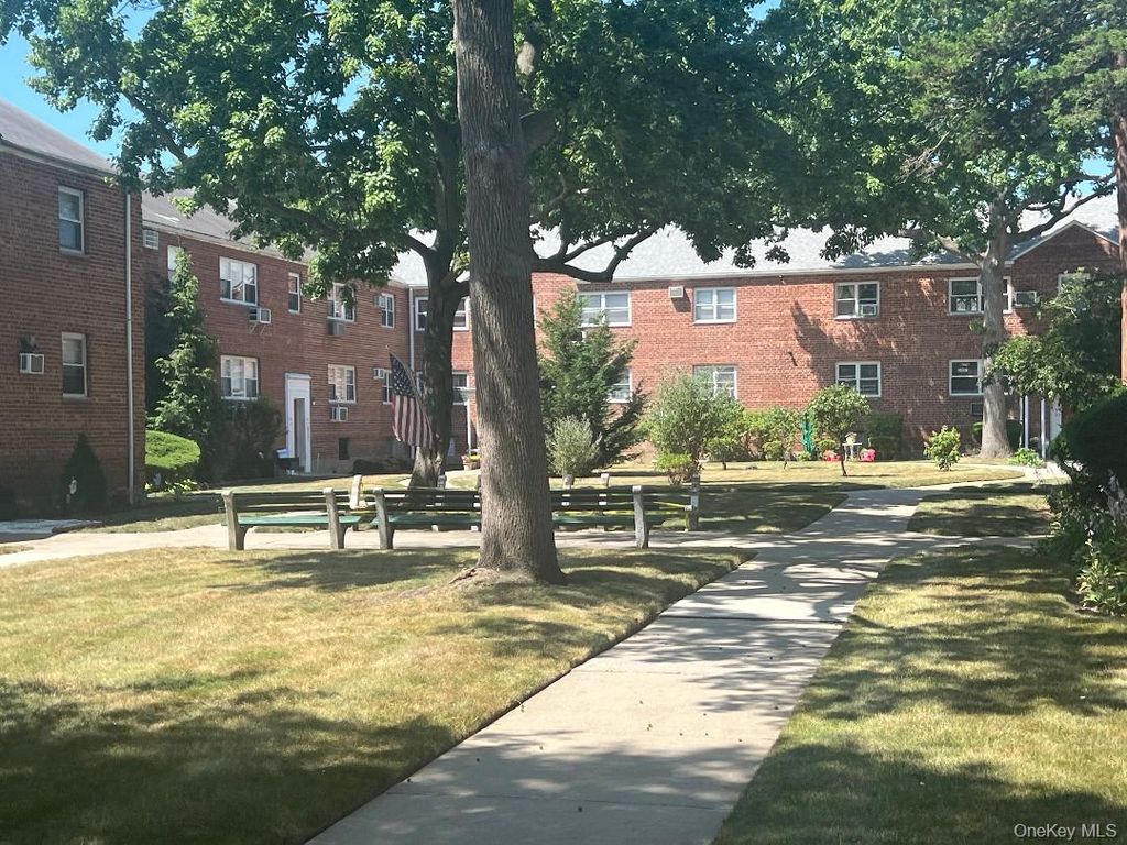 155-24 84th Street 1L, Howard Beach, NY 11414