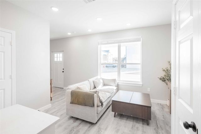 2101 Reinke Road 2106, Waller, TX 77484