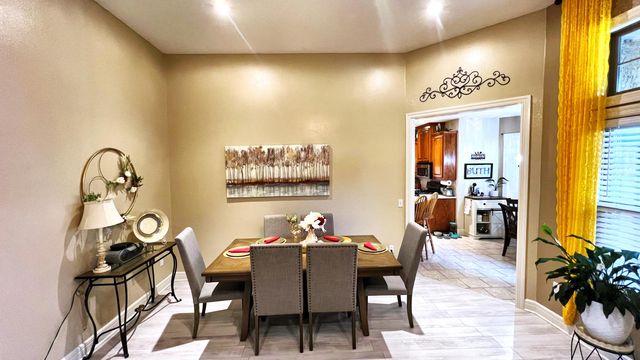 4 Remington Drive, Monett, MO 65708