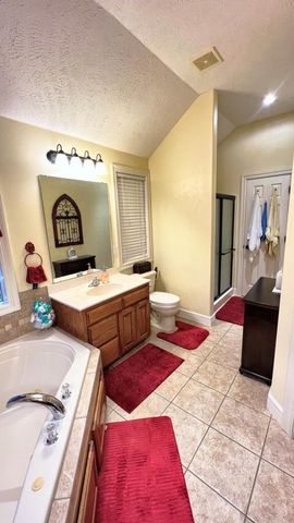 4 Remington Drive, Monett, MO 65708