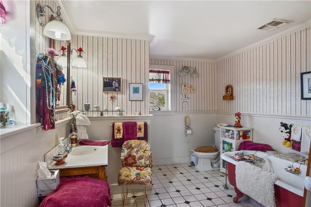 9910 N 1st Street, Chloride, AZ 86431