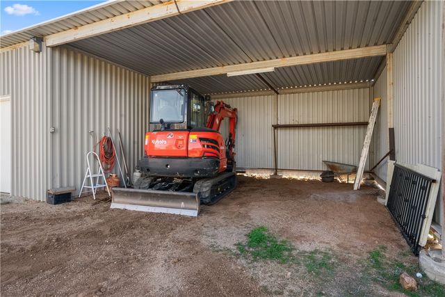 9910 N 1st Street, Chloride, AZ 86431