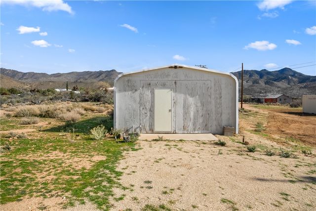 9910 N 1st Street, Chloride, AZ 86431