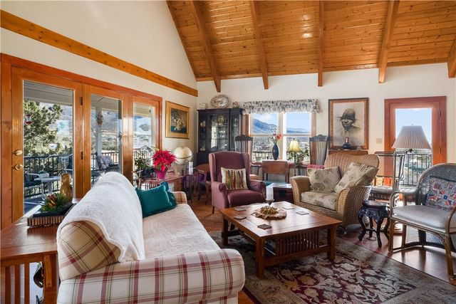 9910 N 1st Street, Chloride, AZ 86431