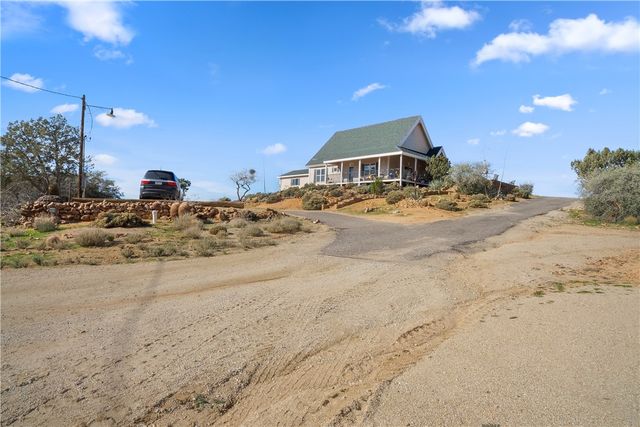 9910 N 1st Street, Chloride, AZ 86431