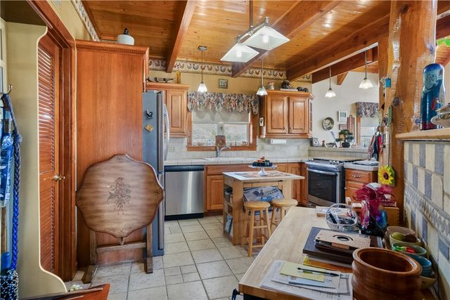 9910 N 1st Street, Chloride, AZ 86431