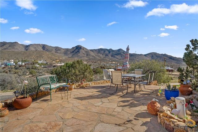 9910 N 1st Street, Chloride, AZ 86431