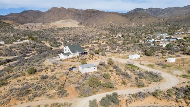 9910 N 1st Street, Chloride, AZ 86431