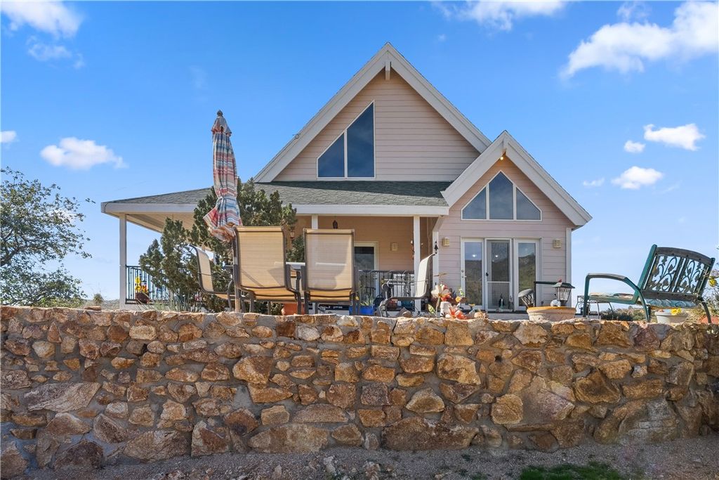 9910 N 1st Street, Chloride, AZ 86431