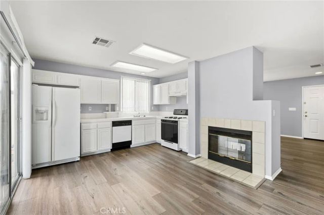 2108 Manchester Street, Rosamond, CA 93560