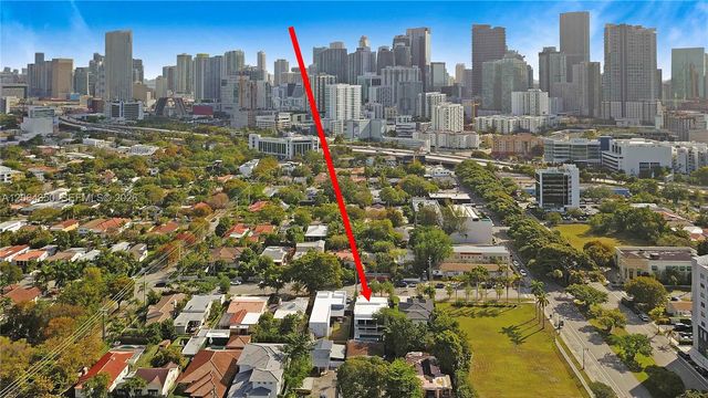 330 SW 19th Road 1, Miami, FL 33129