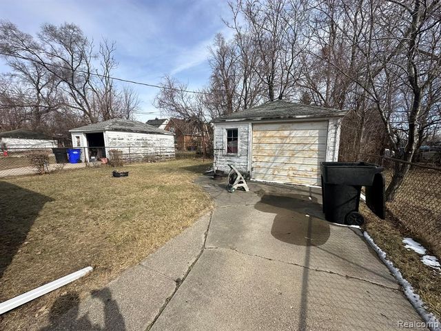 15340 Birwood Street, Detroit, MI 48238