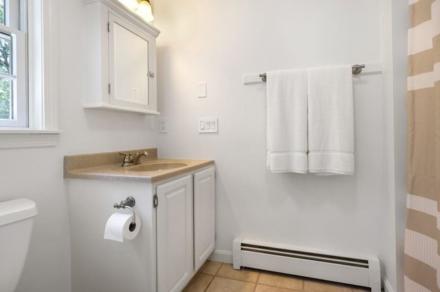 6 Fox Hollow Road, Derry, NH 03038
