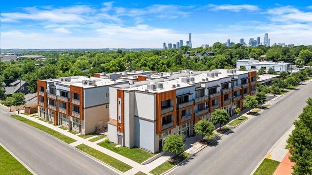 2827 Manor RD 2202, Austin, TX 78722
