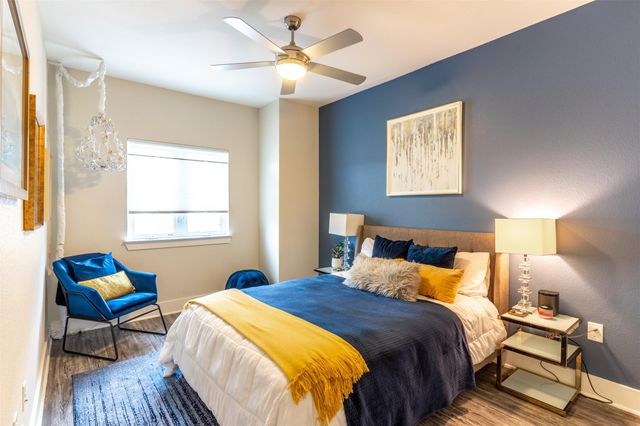 2827 Manor RD 2202, Austin, TX 78722