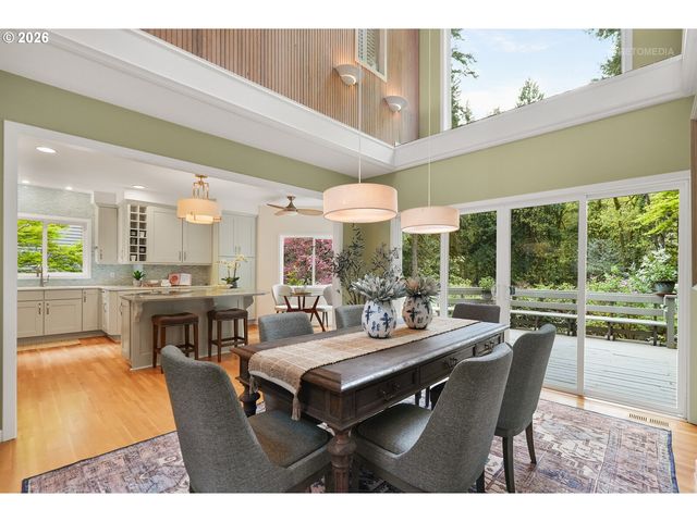 10831 Sw CREIGHTONWOOD Pl, Portland, OR 97219