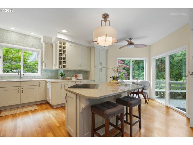 10831 Sw CREIGHTONWOOD Pl, Portland, OR 97219