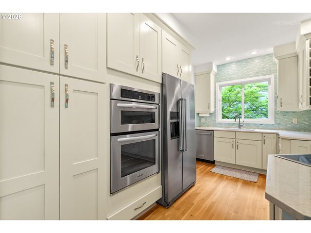 10831 Sw CREIGHTONWOOD Pl, Portland, OR 97219