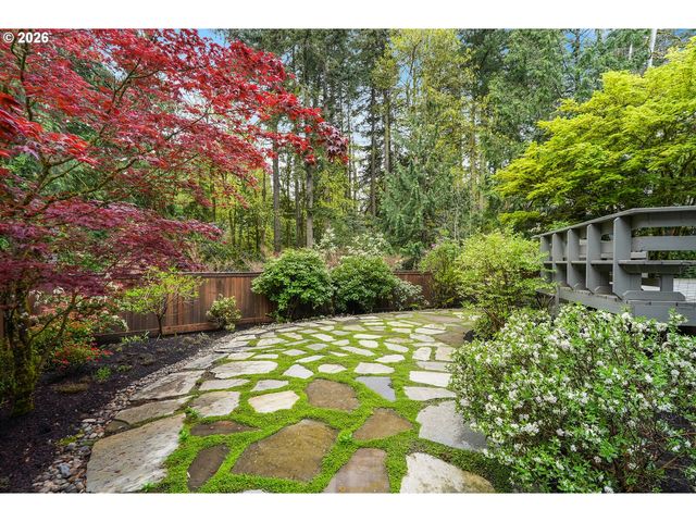 10831 Sw CREIGHTONWOOD Pl, Portland, OR 97219