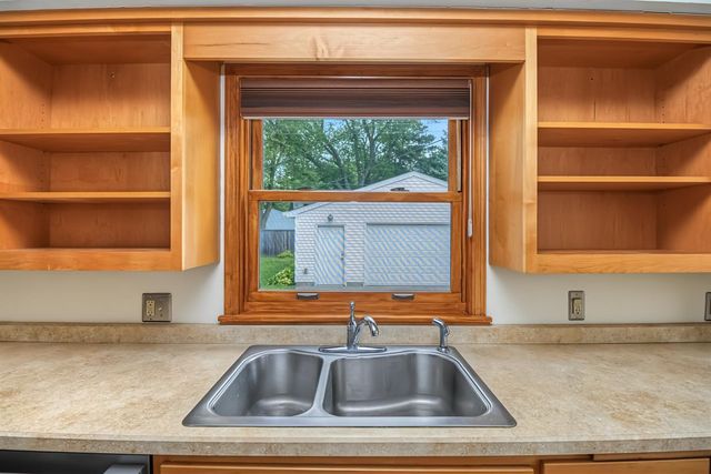 1796 Holton Street, Falcon Heights, MN 55113