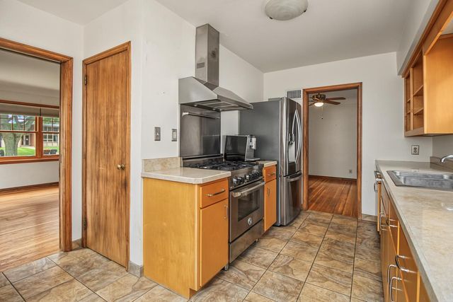 1796 Holton Street, Falcon Heights, MN 55113