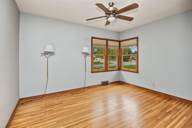 1796 Holton Street, Falcon Heights, MN 55113
