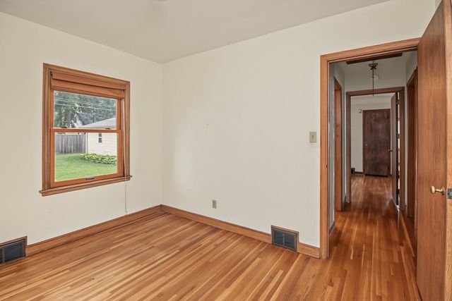 1796 Holton Street, Falcon Heights, MN 55113