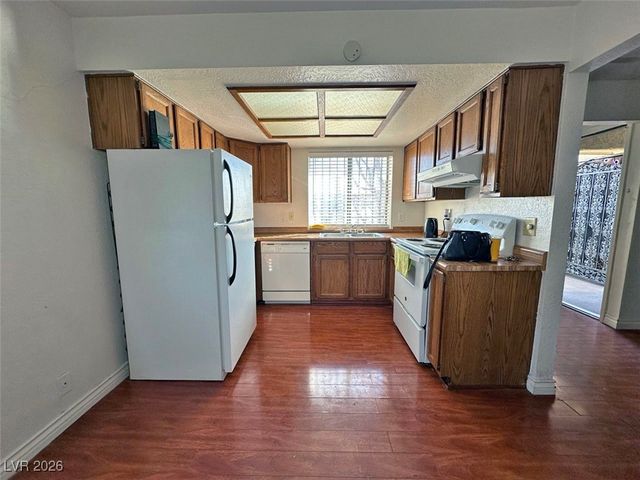 2205 Sun Avenue C, North Las Vegas, NV 89030