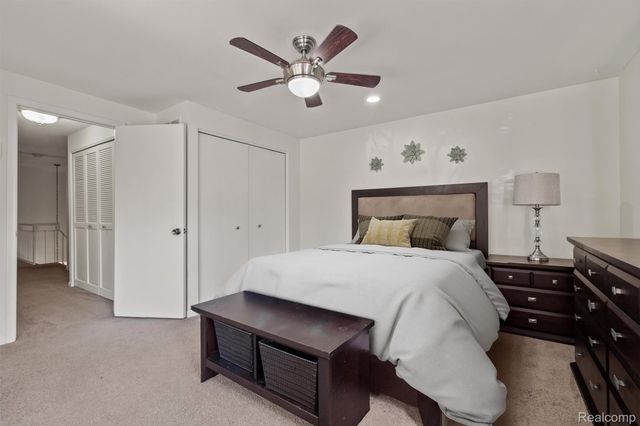 7114 Pebble Park Drive, West Bloomfield Charter Township, MI 48322