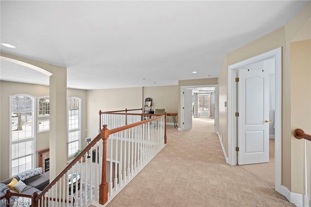 7599 Estate Avenue, Hudson, OH 44236