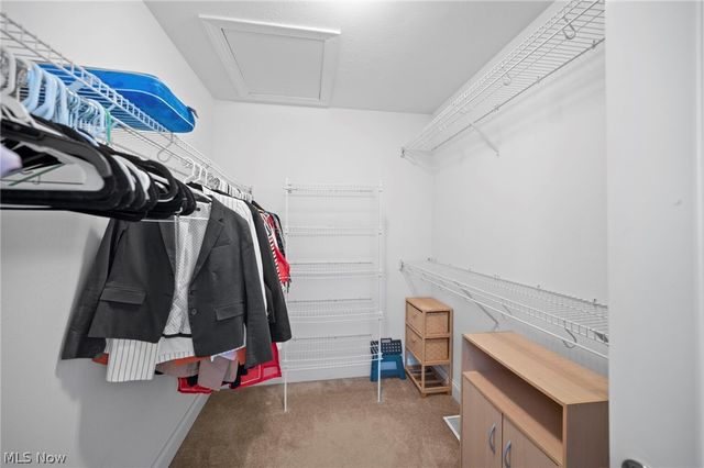 7599 Estate Avenue, Hudson, OH 44236