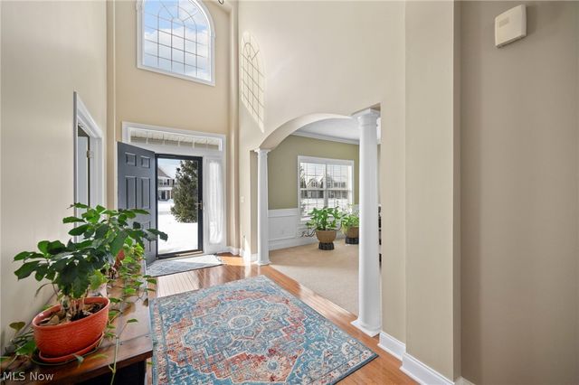 7599 Estate Avenue, Hudson, OH 44236