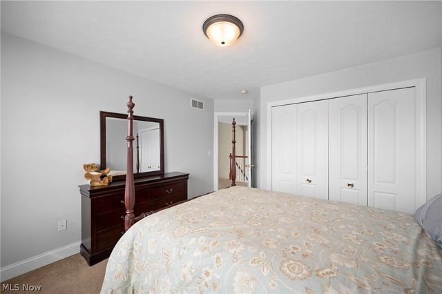 7599 Estate Avenue, Hudson, OH 44236