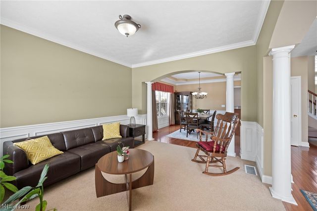 7599 Estate Avenue, Hudson, OH 44236