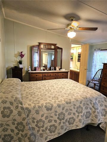 7 Idlewild Court, Coventry, RI 02816