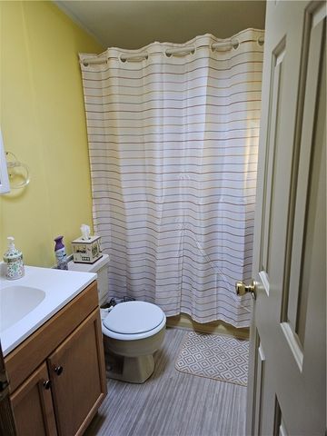 7 Idlewild Court, Coventry, RI 02816