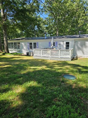 7 Idlewild Court, Coventry, RI 02816