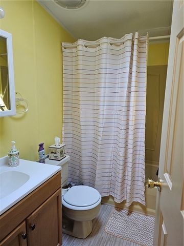 7 Idlewild Court, Coventry, RI 02816