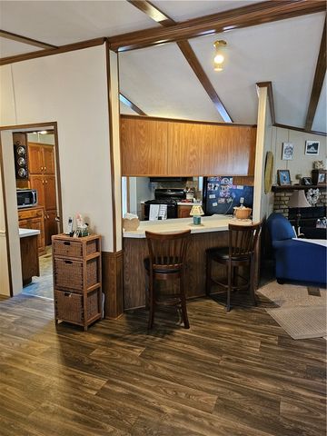 7 Idlewild Court, Coventry, RI 02816