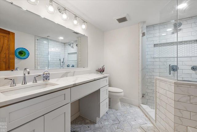 707 Lawson Street, Royal Oak, MI 48067