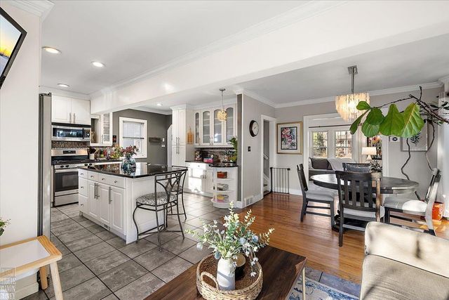 707 Lawson Street, Royal Oak, MI 48067