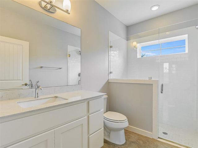 3107 Lyons RD B, Austin, TX 78702