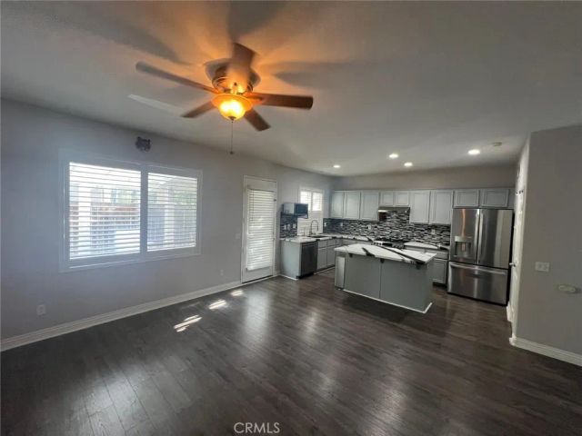 1482 Goldeneagle, Corona, CA 92879