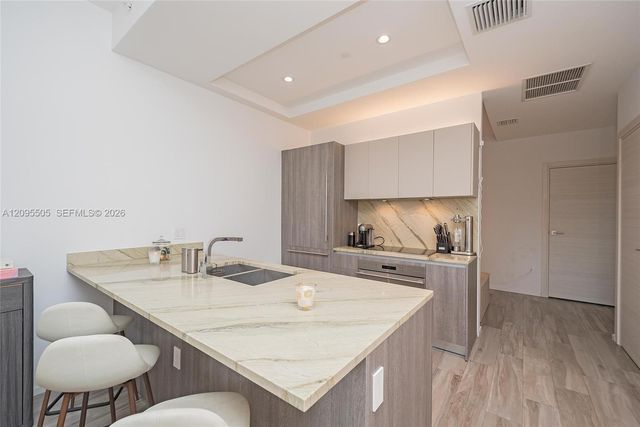 801 S Miami Avenue 4806, Miami, FL 33130