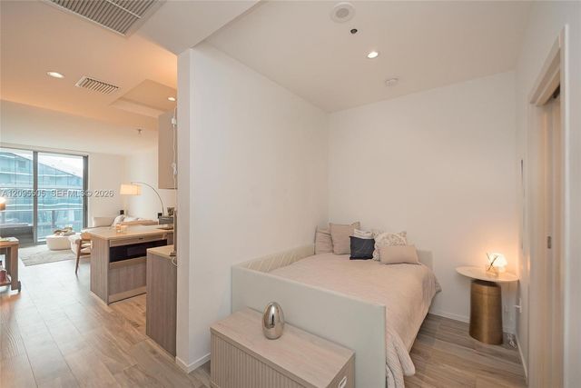 801 S Miami Avenue 4806, Miami, FL 33130